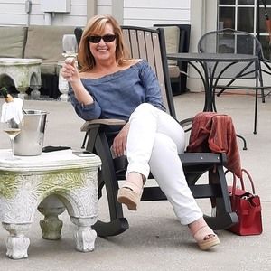 Meet your Posher, Angela